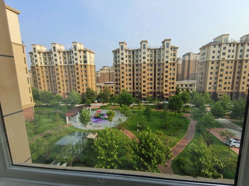 皇冠花园(南区)3室2厅1卫103㎡南北116万