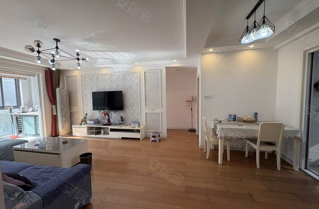 金大地英伦联邦3室2厅100㎡52万二手房图片