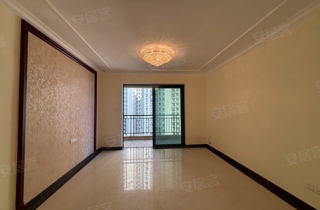 恒大金碧天下3室2厅112㎡26万二手房图片