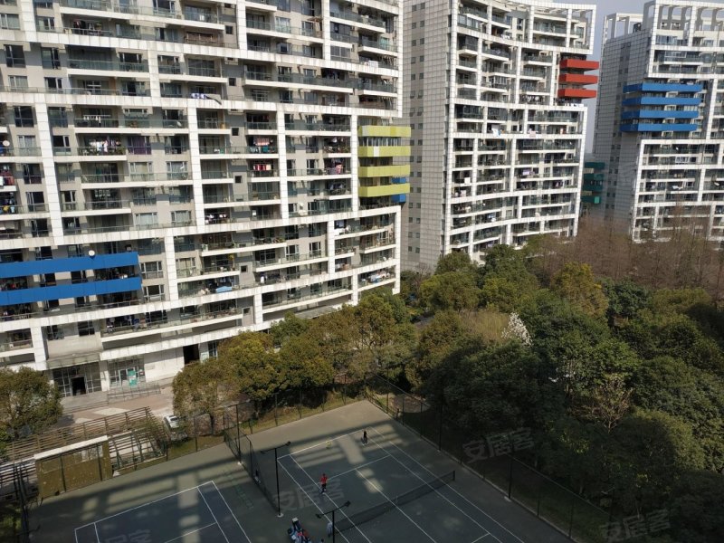 陆家嘴中央公寓