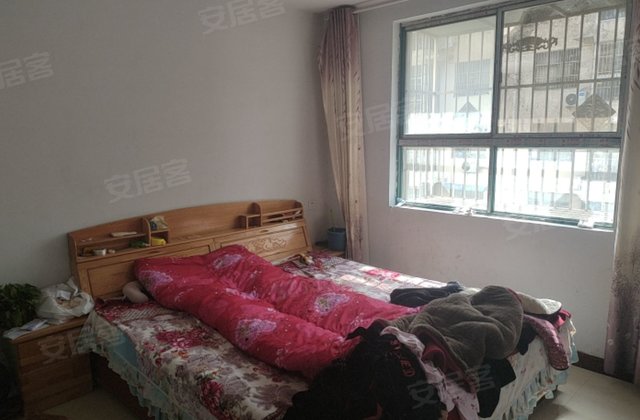 鑫地花园3室2厅107㎡45万二手房图片