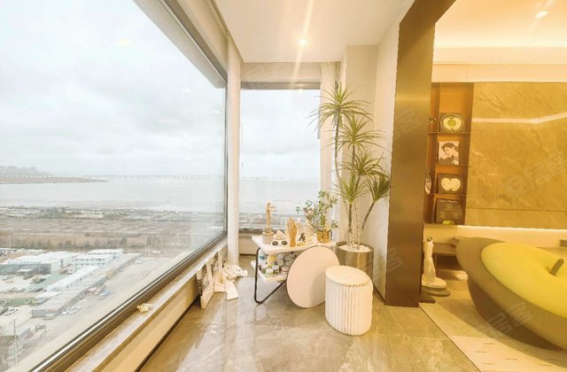 越秀天悦海湾(南区)2室2厅100㎡155万二手房图片