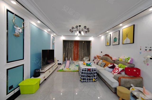 金泰南辰一号4室2厅128㎡68.6万二手房图片