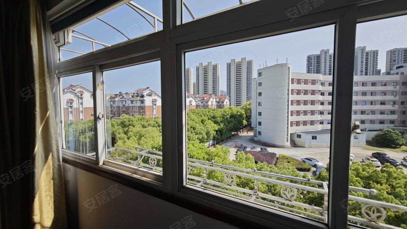 港城花园(北仑)5室2厅3卫