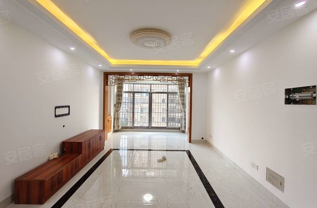 亿雄蓝溪御墅3室2厅135㎡94万二手房图片