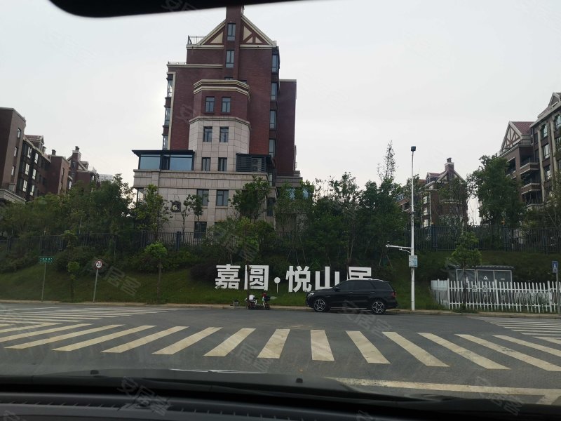 电梯花园洋房 南北通透 南昌二中 送20多平储藏室