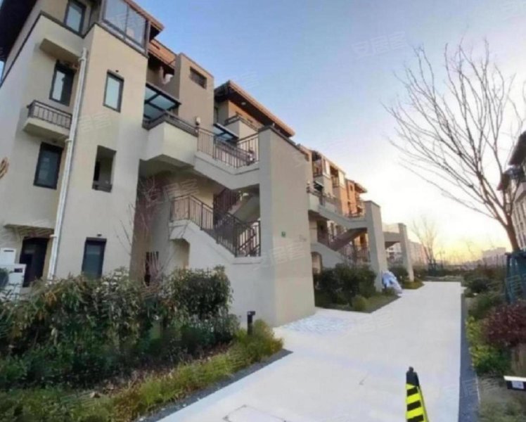 万科金域澜湾鹭语墅 