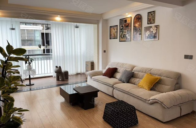 泰平盛世水岸3室2厅122㎡53.8万二手房图片