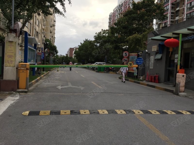 世博家园十二街坊 