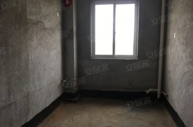 东方佳苑3室1厅111.9㎡56万二手房图片
