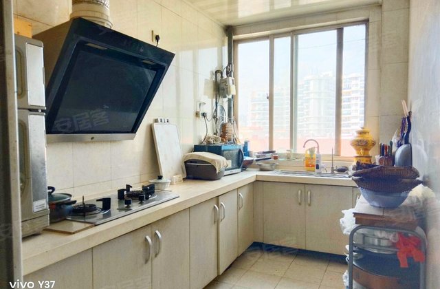 柳树花园C区3室2厅159.4㎡55万二手房图片