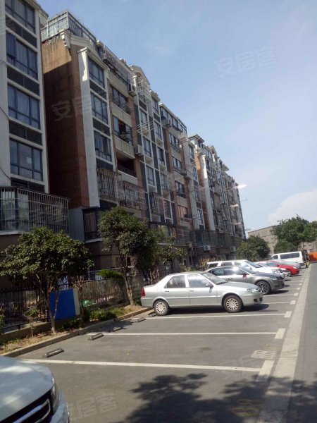 安亭中央公园(公寓住宅) 