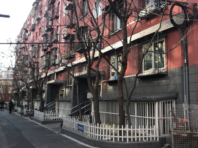 南礼士路三条北里