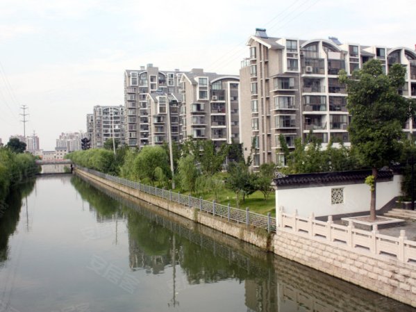 苏州房产网>苏州二手房>吴中二手房>城南二手房>越湖名邸>