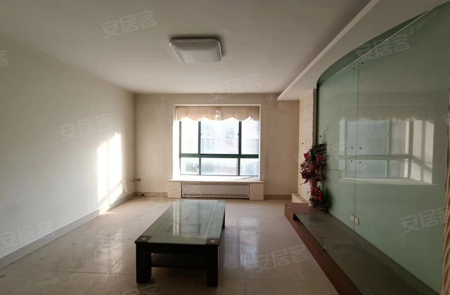 应天花园4室2厅168㎡52万二手房图片
