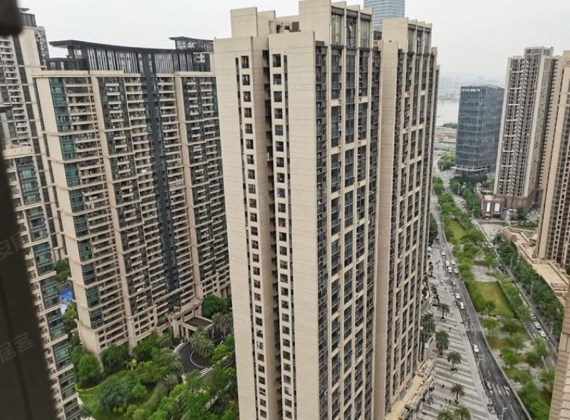 保利天悦(商住楼)