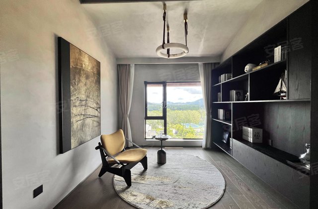 海南巧克力小镇3室2厅95㎡200万二手房图片