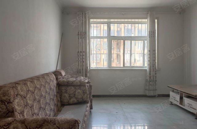 上海嘉园三期A区3室2厅138㎡66万二手房图片