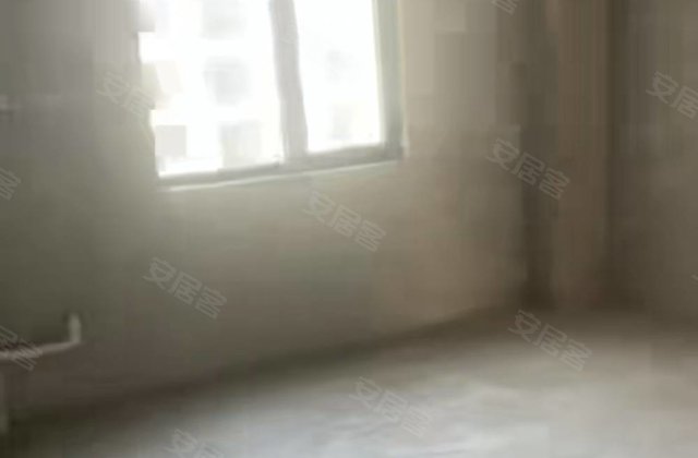 公园悦府4室2厅134.29㎡61万二手房图片