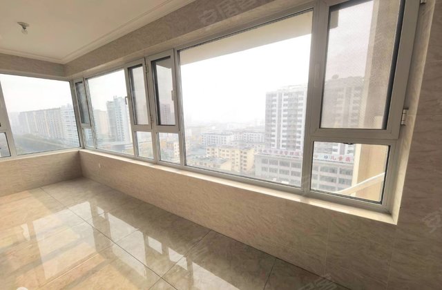 润东华府壹号4室2厅145.02㎡102万二手房图片