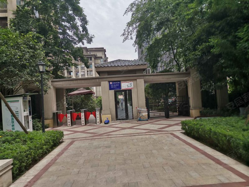 隆鑫爱琴海(3期)