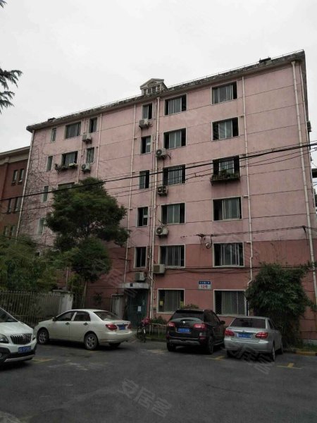 东兰路37弄小区 