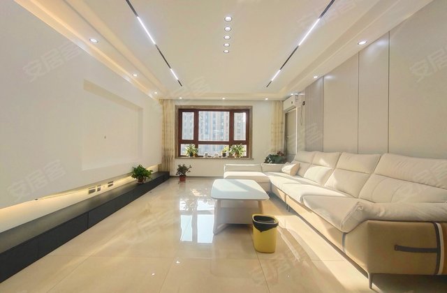 高新君园4室2厅152.15㎡106万二手房图片