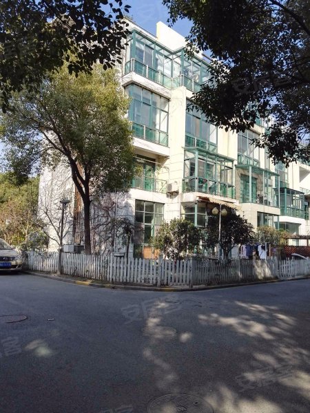 北欧阳光庭园(公寓住宅) 