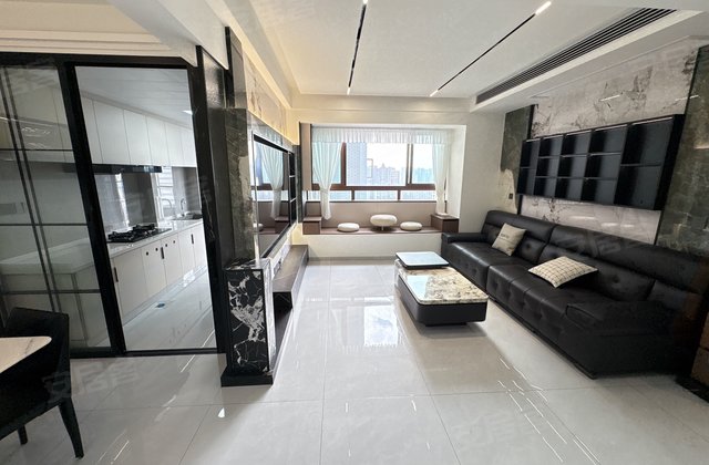 蟠龙馨苑3室2厅100㎡43.8万二手房图片