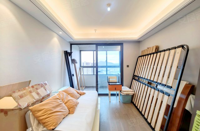 万科燕语光年 朝南 商品房 出行方便 高楼层视野无遮挡