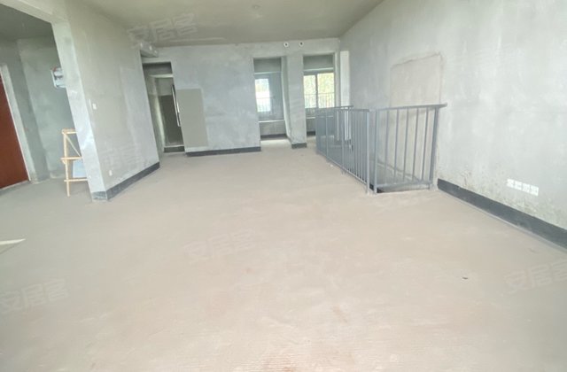 丽雅龙汐台4室2厅314㎡320万二手房图片
