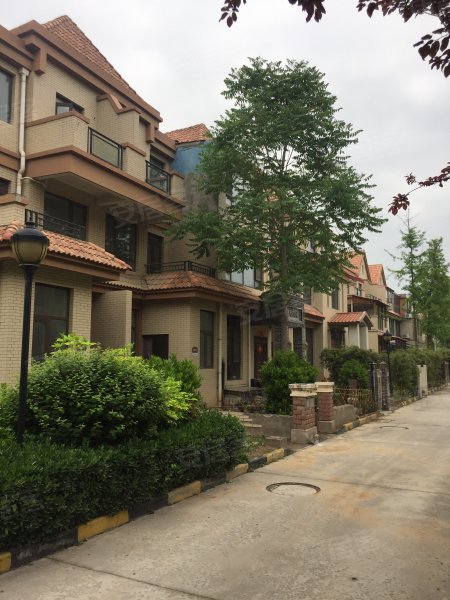 维也纳森林(别墅)