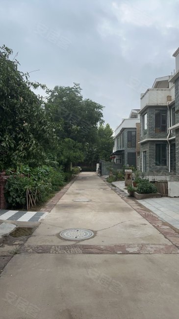 房东直卖纳帕溪谷别墅送车位,花园