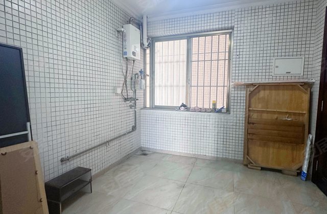 碧桂园豪庭(二期)4室2厅158.57㎡97万二手房图片