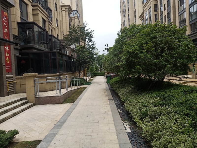 青山湖新城吾悦广场(商住楼),京东大道-南昌青山湖新城吾悦广场(商住