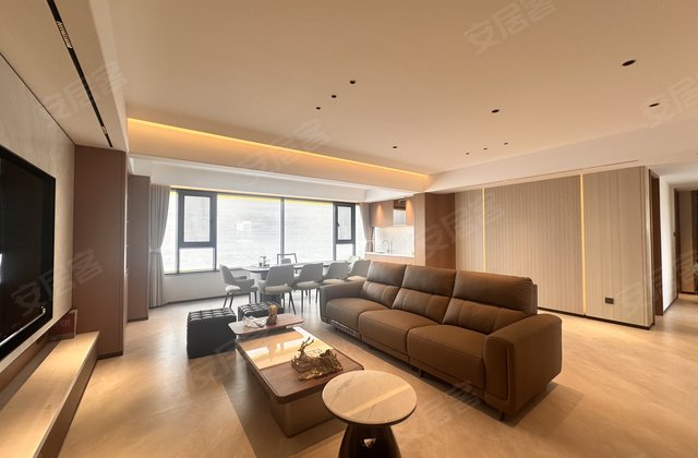 颐天铂樾4室1厅127㎡65万二手房图片