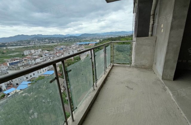 江南一品东郡3室2厅99.22㎡48.9万二手房图片