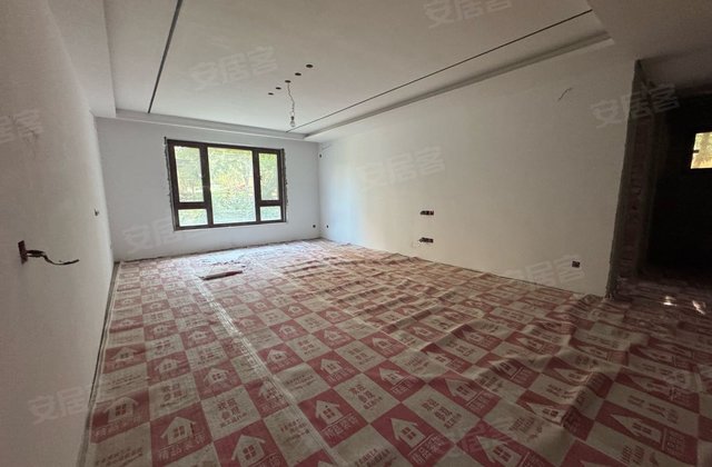 紫御府3室2厅116.8㎡108万二手房图片