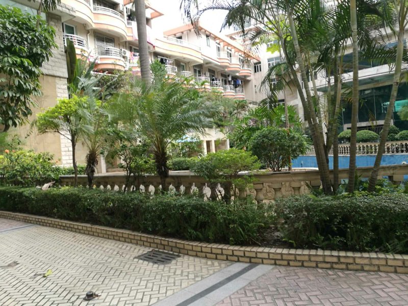 豪苑广场,袁山贝大道3号