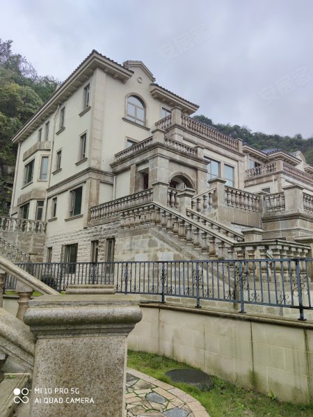 黔灵半山(别墅)