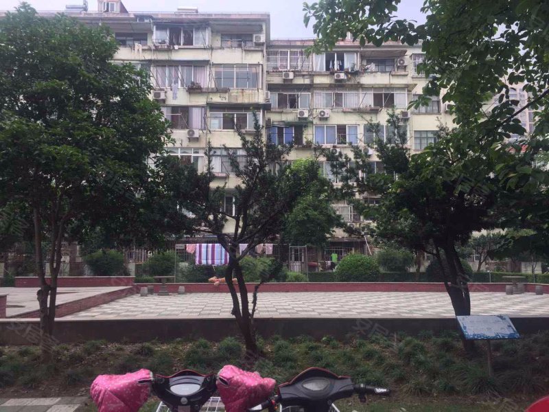 梅园新村(嘉定) 