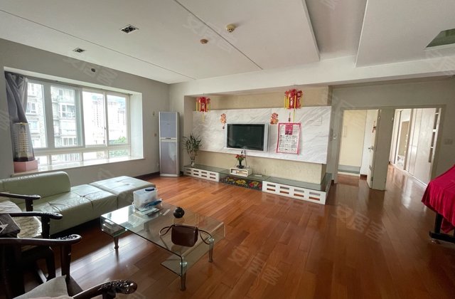 锦园小区4室1厅190㎡388万二手房图片