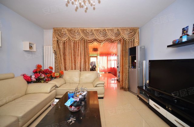 万春花园3室1厅122.8㎡325万二手房图片