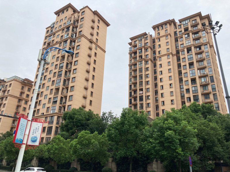 新纪元香墅,东莱路329号
