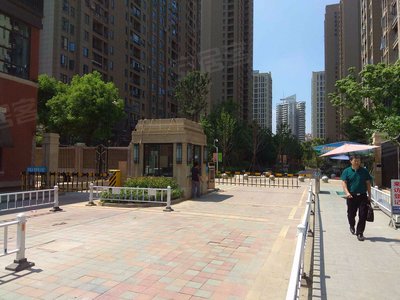 百瑞景中央生活区六期