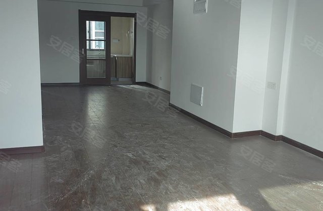 中梁华董壹号院4室2厅129㎡169万二手房图片