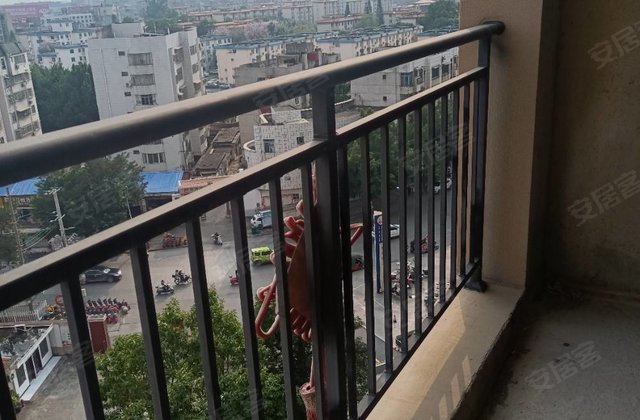 景秀家园(兴宾区)4室2厅126.7㎡47万二手房图片