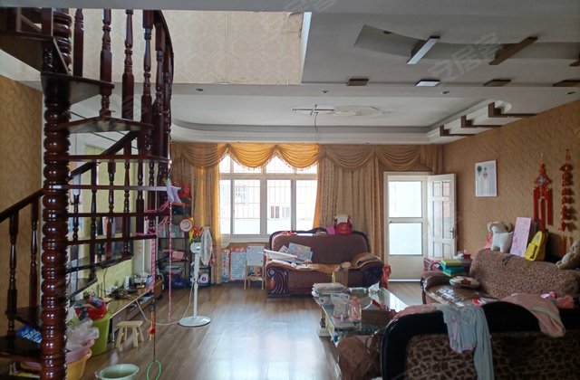 水岸雅居5室3厅256㎡128万二手房图片