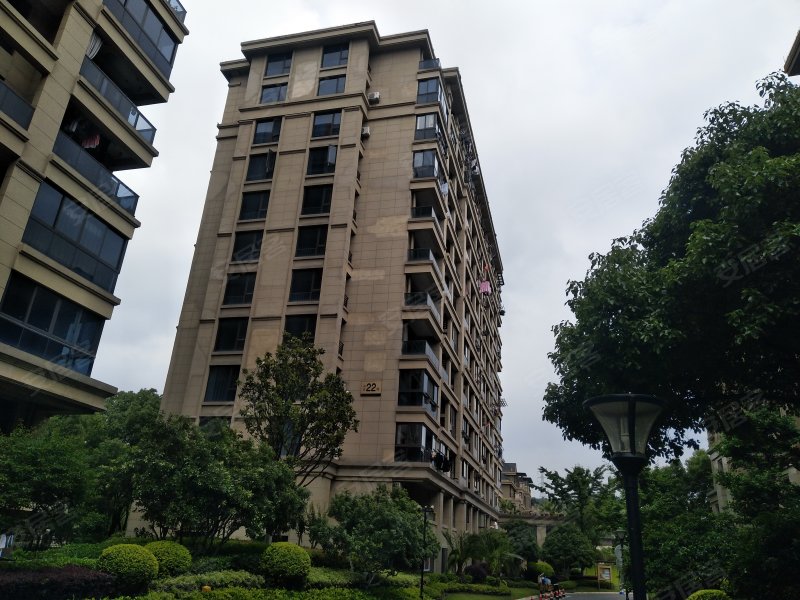 滨江稽山翡翠园(商住楼)