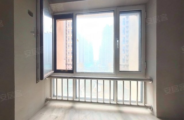 中国府3室2厅113㎡112万二手房图片